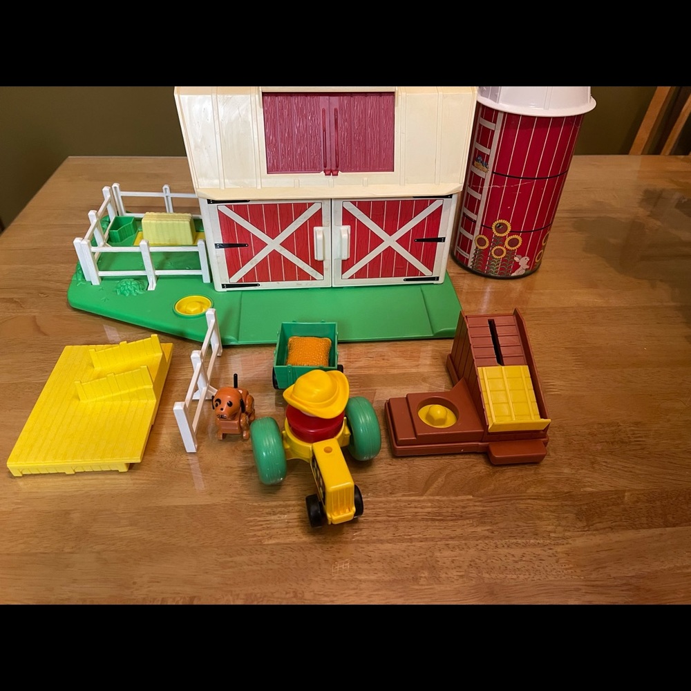 Fisher-Price vintage farm barn and silo